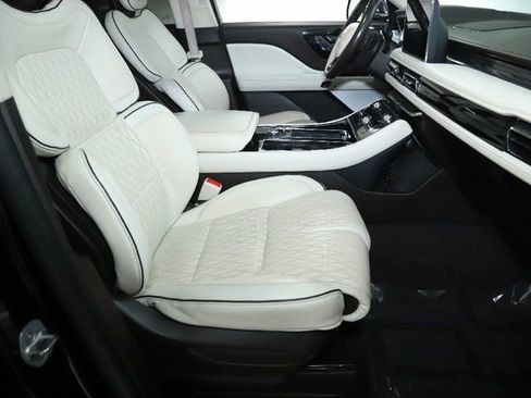 Used 2023 Lincoln Aviator Black Label image 39