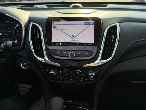 Used 2024 Chevrolet Equinox Premier image 25