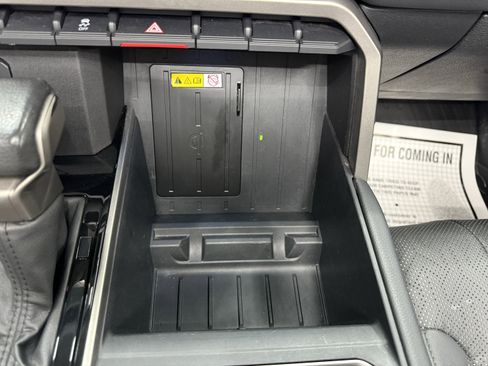 Used 2022 Toyota Tundra Limited image 23