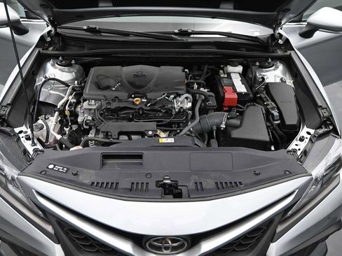 Used 2024 Toyota Camry SE FWD image 22