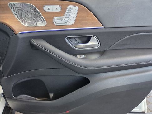 Certified 2023 Mercedes-Benz GLS 450 4MATIC image 25