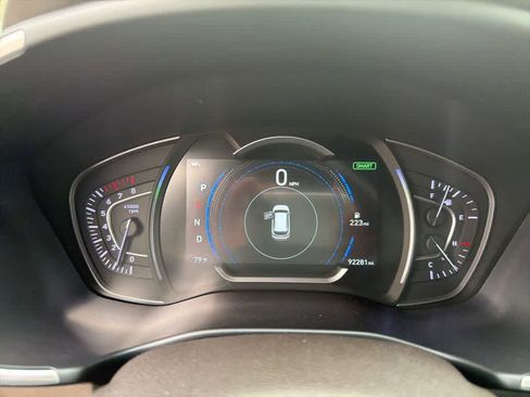 Used 2020 Hyundai Santa Fe SEL image 28