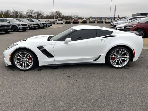 Used 2018 Chevrolet Corvette Z06 image 4