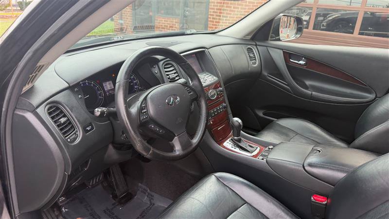 Used 2017 INFINITI QX50 AWD w/ Premium Plus Package image 27