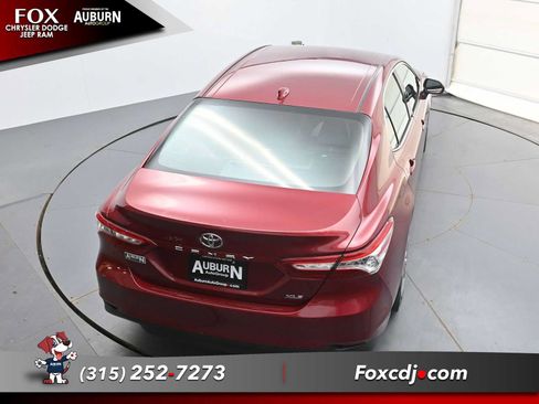 Used 2018 Toyota Camry XLE w/ Audio Package FWD image 32