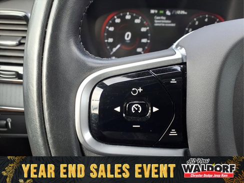 Used 2021 Volvo XC90 T6 Inscription w/ Lounge Package image 18