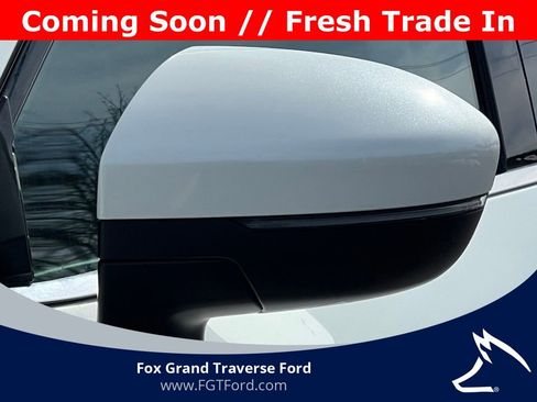 Used 2024 Nissan Pathfinder SV AWD/4WD image 30