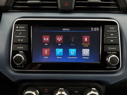 Used 2025 Nissan Versa SV FWD image 25