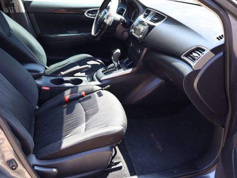 Used 2017 Nissan Sentra SV FWD image 15