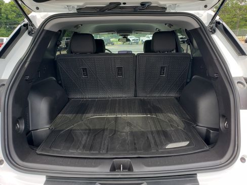 Used 2024 Chevrolet Blazer LT w/ LPO, Floor Liner Package FWD image 10