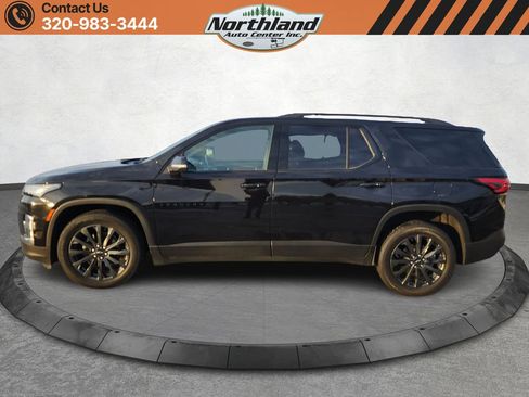 Used 2023 Chevrolet Traverse RS image 8