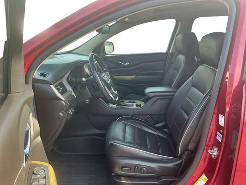 Used 2019 GMC Acadia Denali w/ Technology Package AWD/4WD image 14