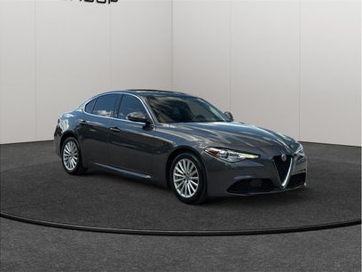 Used 2021 Alfa Romeo Giulia Sprint w/ Sun & Sound Package