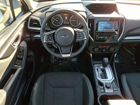 Used 2021 Subaru Forester Premium image 11