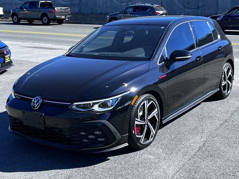 Used 2024 Volkswagen GTI SE FWD image 10