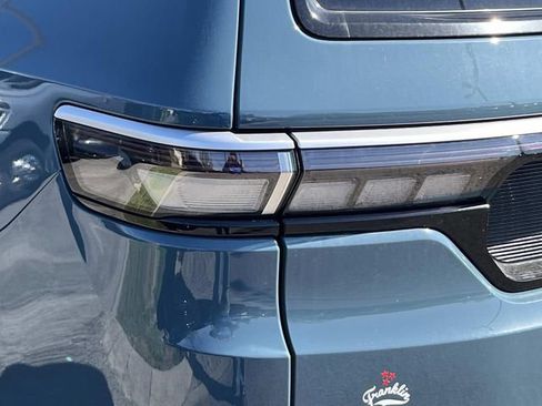 New 2026 Jeep Grand Wagoneer 4WD image 10