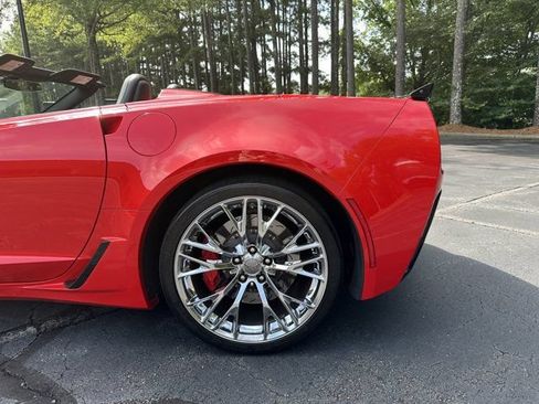 Used 2016 Chevrolet Corvette Z06 w/ 2LZ Preferred Equipment Group RWD image 9