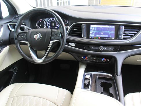 Used 2023 Buick Enclave Avenir w/ Avenir Technology Package FWD image 9