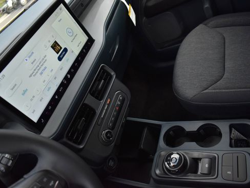 New 2026 Ford Maverick XLT AWD/4WD image 32