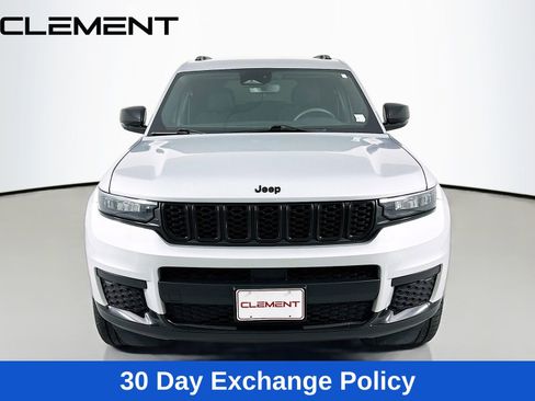 Used 2023 Jeep Grand Cherokee L Laredo AWD/4WD image 3