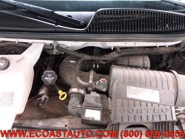 Used 2019 Chevrolet Express 2500 w/ Driver Convenience Package RWD image 9