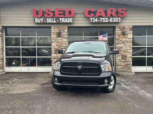 Used 2018 RAM 1500 Express image 1
