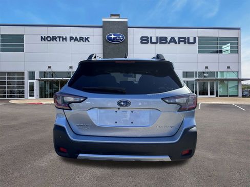Used 2023 Subaru Outback Limited image 4