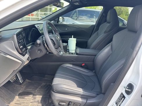 Used 2024 Lexus RX 350 F Sport w/ Convenience Package AWD/4WD image 16