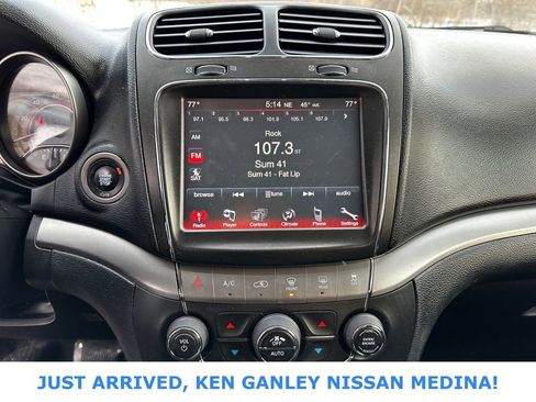 Used 2017 Dodge Journey Crossroad w/ Popular Equipment Group image 11