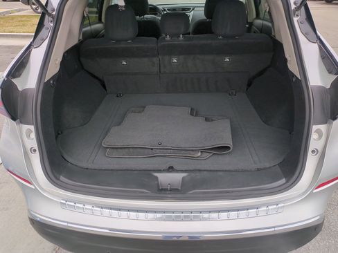 Used 2022 Nissan Murano S image 31