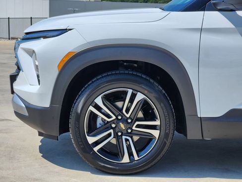 New 2026 Chevrolet TrailBlazer LT w/ Convenience Package FWD image 8