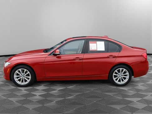 Used 2018 BMW 320i xDrive Sedan AWD/4WD image 6