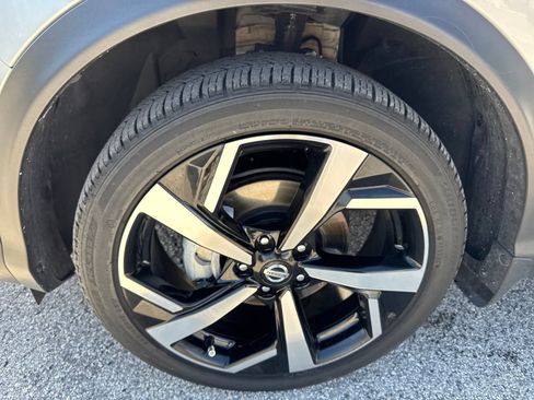 Certified 2022 Nissan Rogue Sport SL w/ Premium Package AWD/4WD image 19