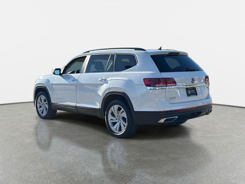 Certified 2022 Volkswagen Atlas SE image 7