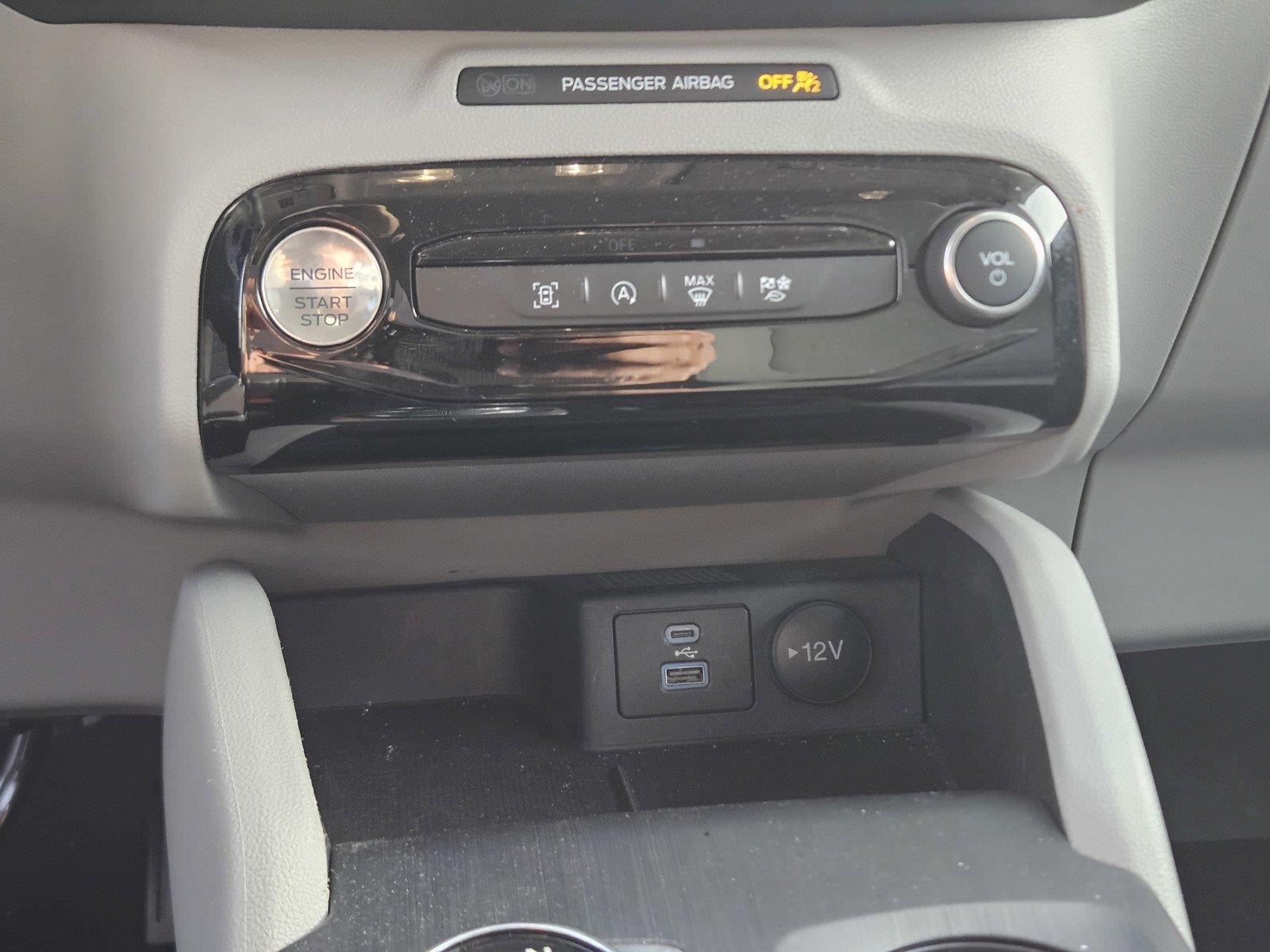 Used 2023 Ford Escape Active w/ Tech Pack #1 AWD/4WD image 17