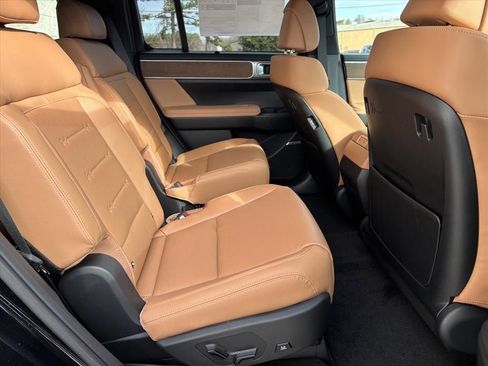 New 2026 Hyundai Santa Fe Limited image 13