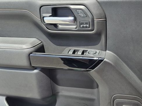 Used 2021 GMC Sierra 1500 AT4 w/ AT4 Premium Package AWD/4WD image 24
