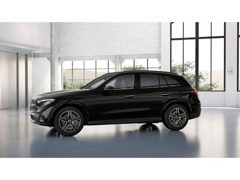 New 2026 Mercedes-Benz GLC 300 4MATIC image 36