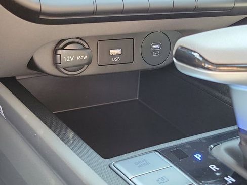 New 2026 Hyundai Elantra Blue FWD image 14