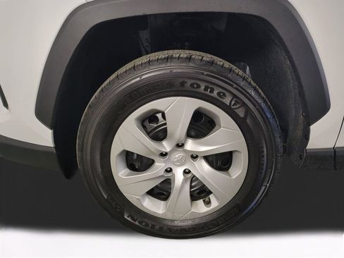 Used 2025 Toyota RAV4 LE image 11