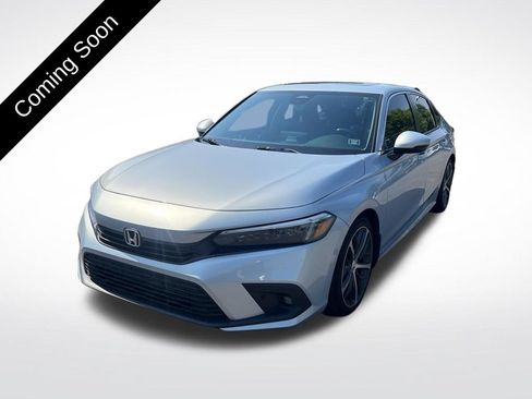 Used 2023 Honda Civic Touring image 1