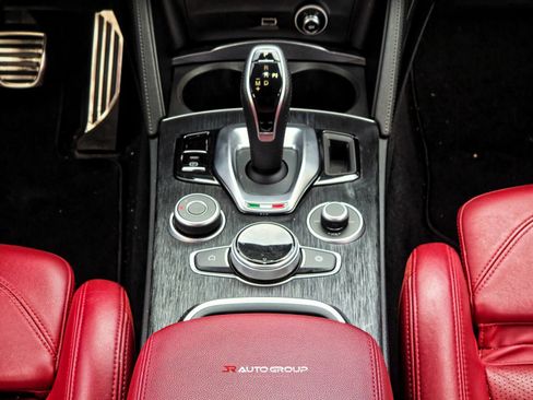 Used 2022 Alfa Romeo Stelvio Sprint AWD/4WD image 29