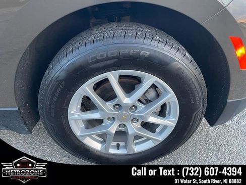Used 2023 Chevrolet Equinox LT AWD/4WD image 36