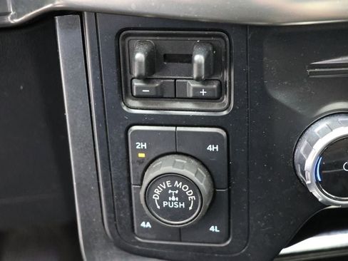 Used 2023 Ford F150 Lariat w/ Equipment Group 502A High image 28