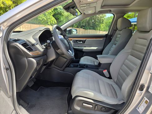 Used 2018 Honda CR-V EX image 9