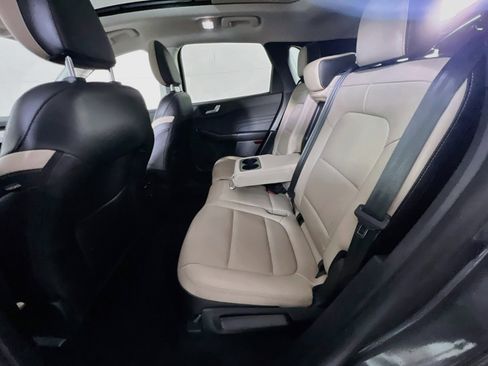 Used 2022 Ford Escape SEL w/ Technology Package FWD image 25