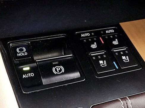 Used 2019 Lexus RX 350 FWD w/ Navigation Package image 29