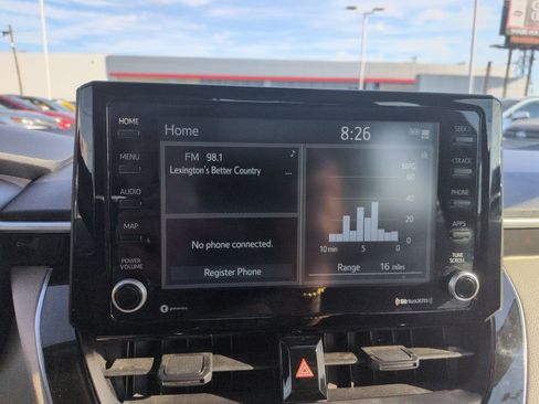 Used 2022 Toyota Corolla LE FWD image 19
