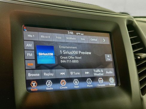 Used 2019 Jeep Cherokee Latitude w/ Popular Appearance Group FWD image 19
