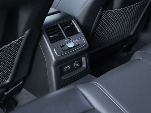 Certified 2022 Audi A4 2.0T Premium Plus w/ Premium Plus Package image 27